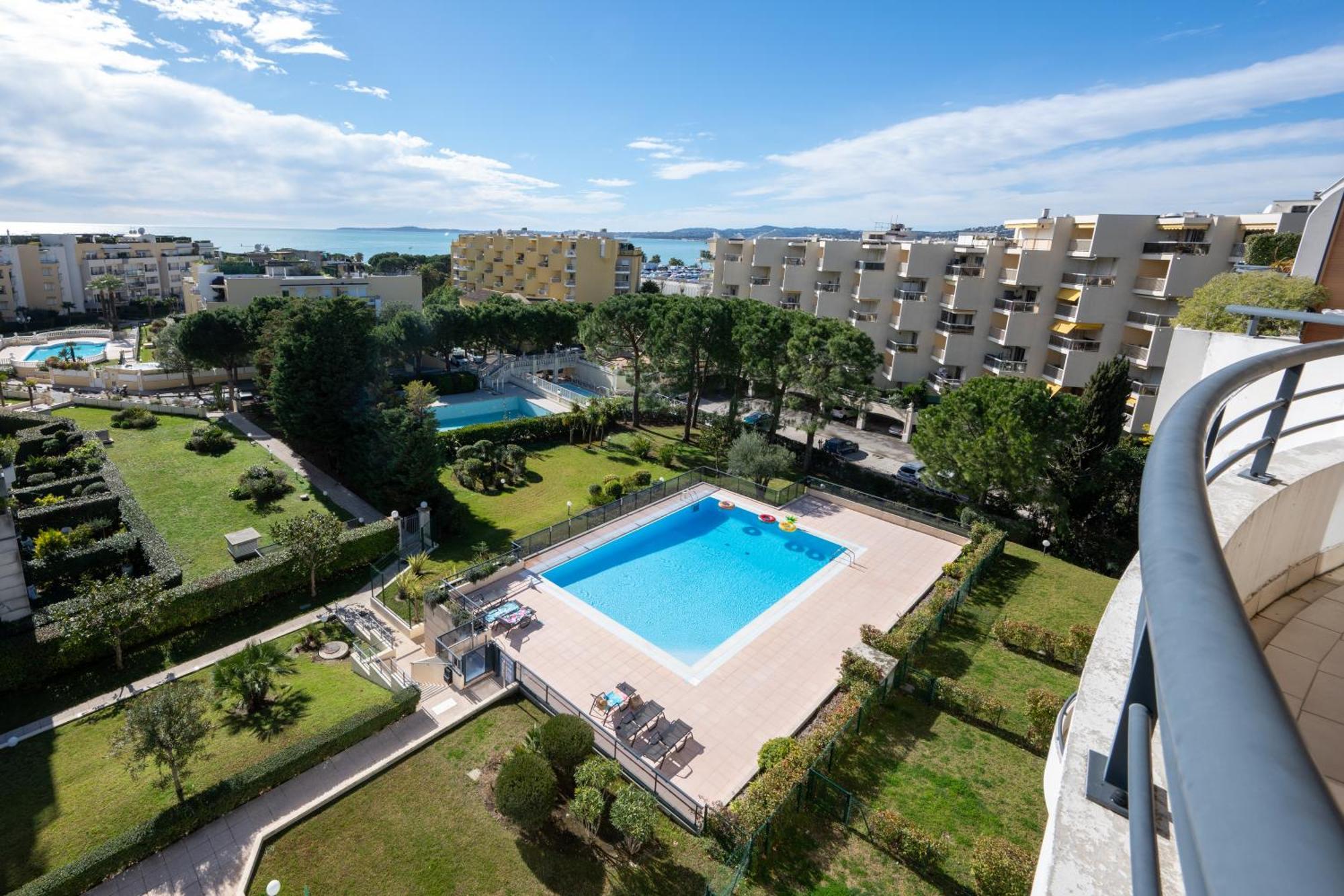 Résidence Néméa Le Lido Cagnes-sur-Mer Exterior foto